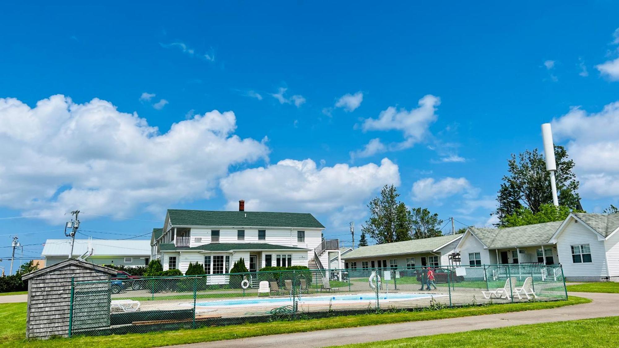 Anne Shirley Motel & Cottages Кавендиш Екстериор снимка