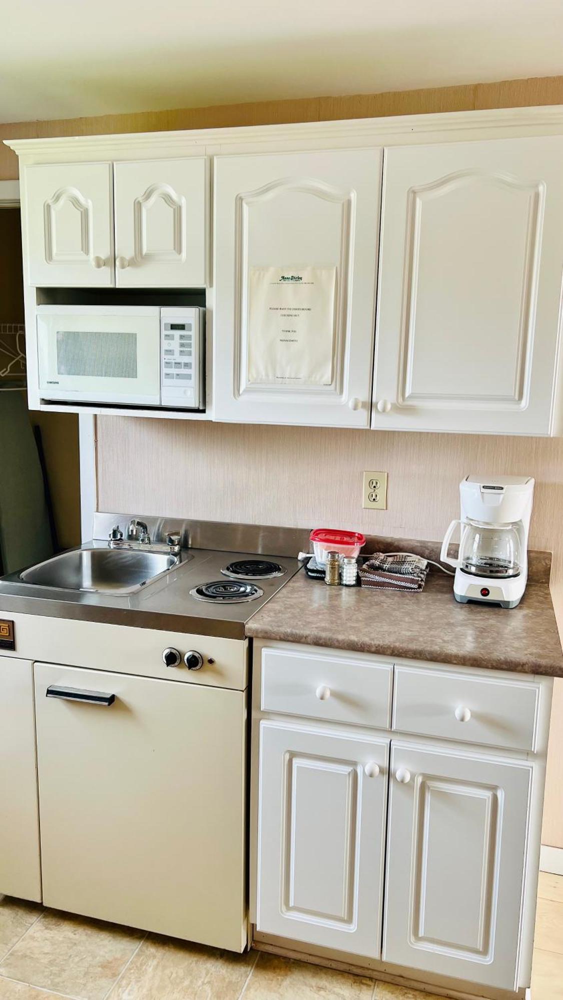 Anne Shirley Motel & Cottages Кавендиш Екстериор снимка