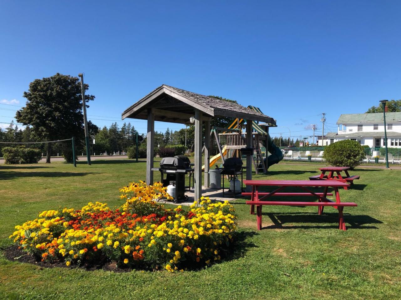 Anne Shirley Motel & Cottages Кавендиш Екстериор снимка