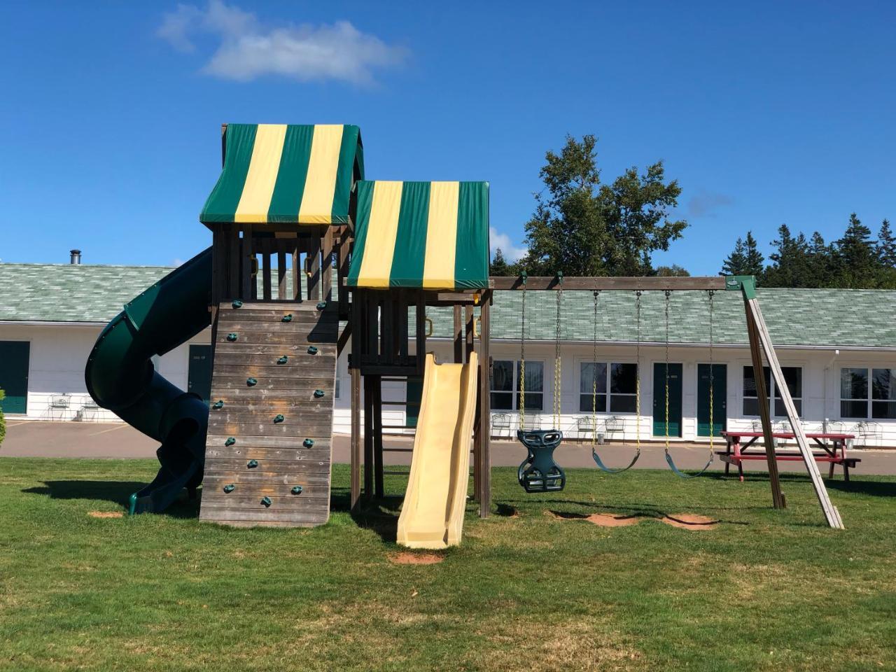 Anne Shirley Motel & Cottages Кавендиш Екстериор снимка